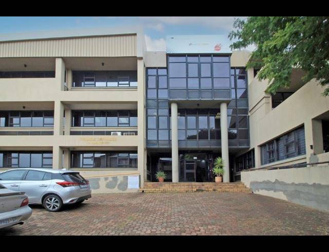 476M² BUILDING TO LET IN SUNNYSIDE